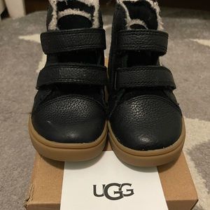 Black UGG Boot (Toddler)
